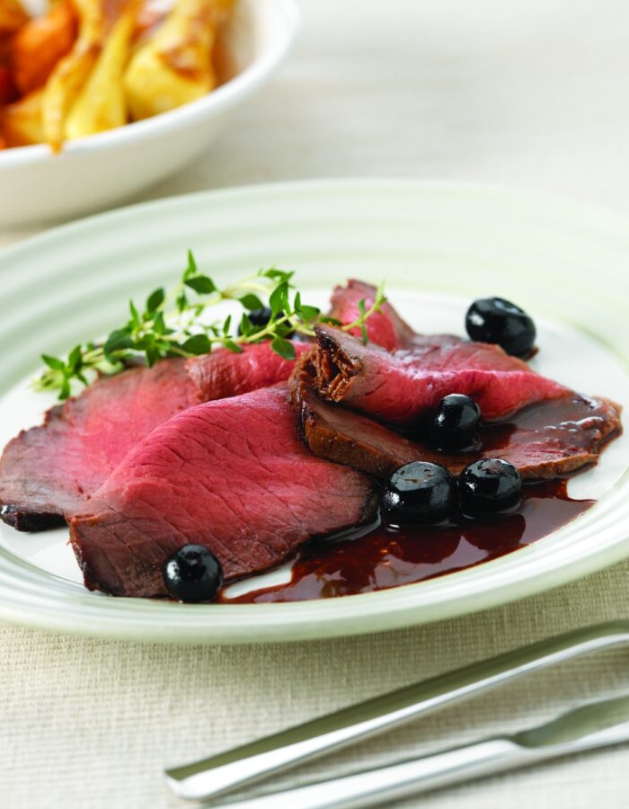 RC_B142_ROAST-BEEF-BLUEBERRIES