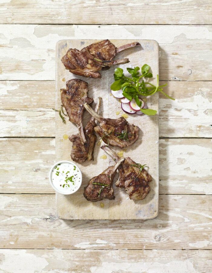 Scotch-Lamb-with-Garlic-and-Red-Wine