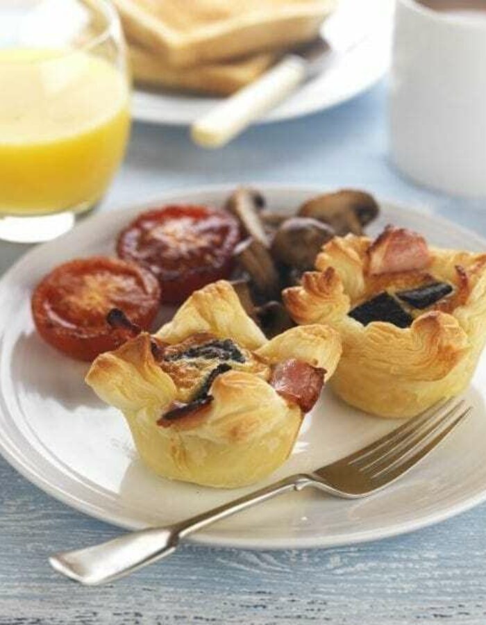 baconblack-pudding-breakfast-tarts-2-600×600-1_2022-08-10-081341_eyqm