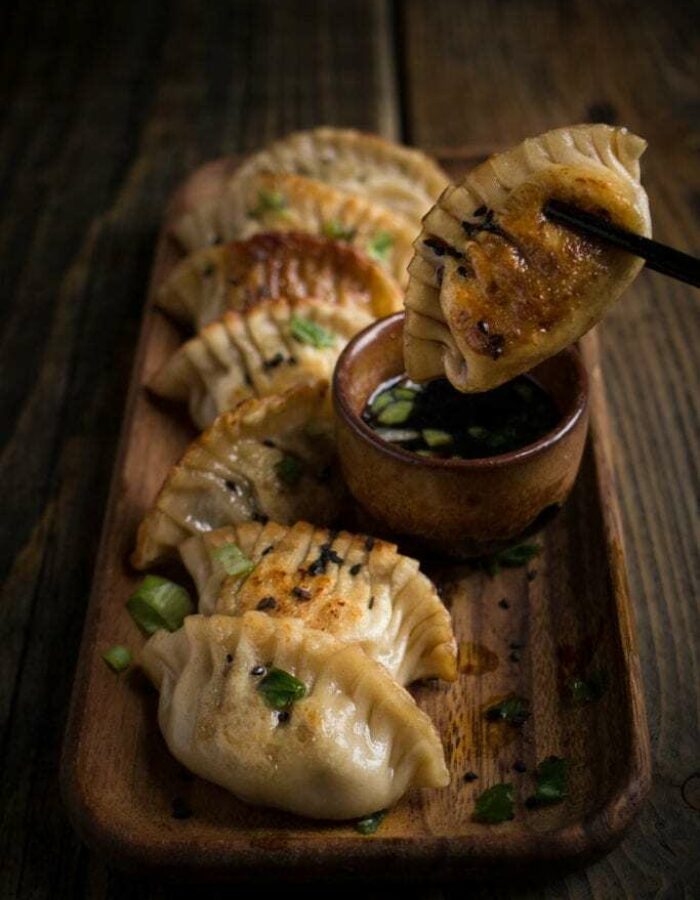 pork-gyozas-1-3-1-683×1024-1_2022-08-10-081414_yndd